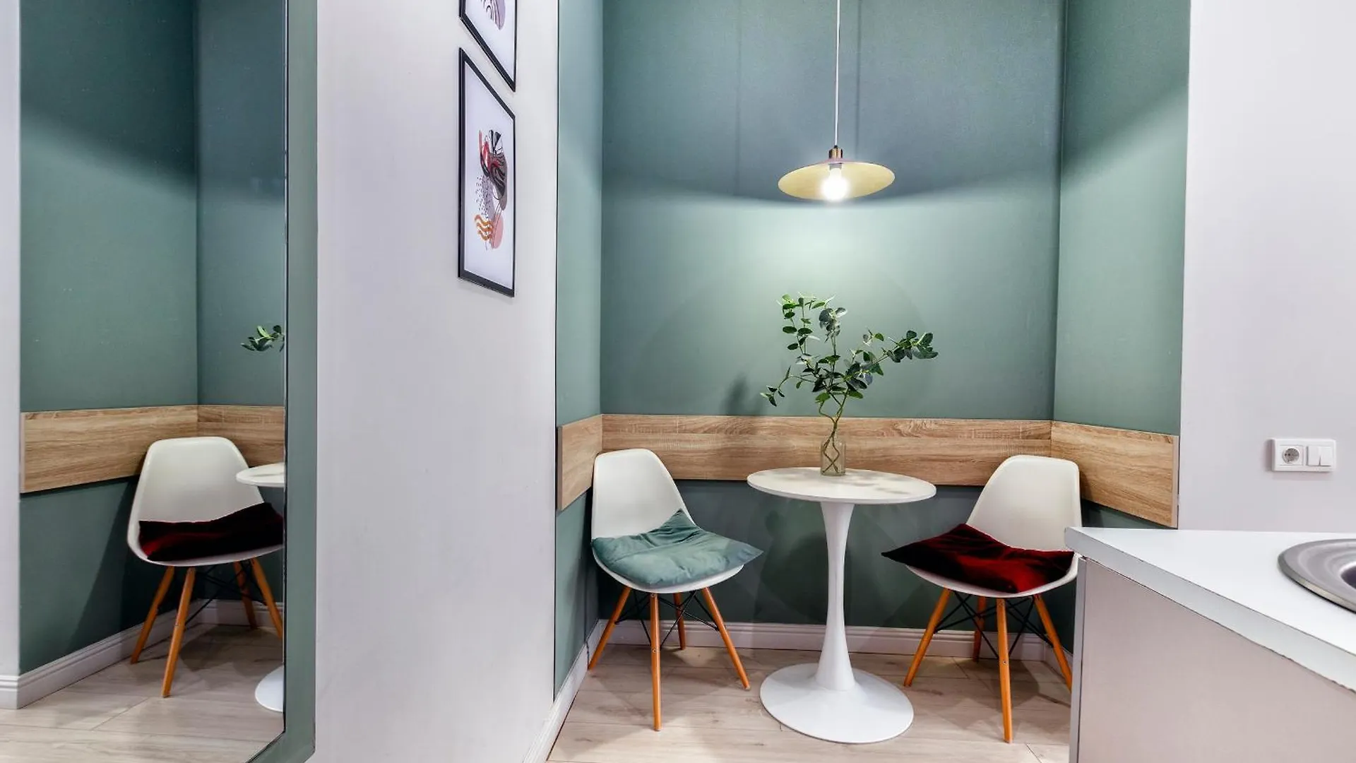 Apartament Квартира Художника На Казбек Би Astana