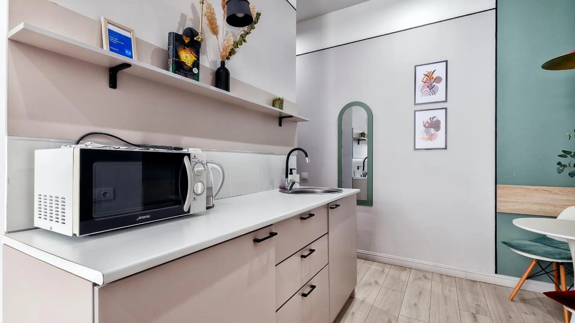 Apartament Квартира Художника На Казбек Би Astana